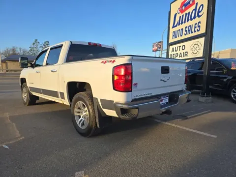 More photos of 2014 Chevrolet Silverado 1500 Crew Cab LT Pickup 4D 5 3/4 ft at Lunde Auto Sales, MN