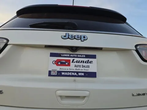 More photos of 2018 Jeep Compass Limited Sport Utility 4D at Lunde Auto Sales, MN