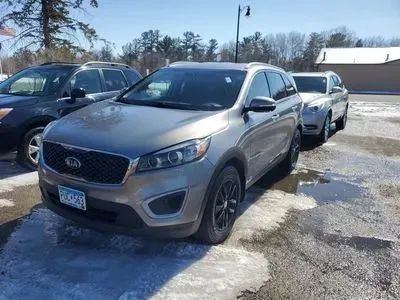 Gray 2018 Kia Sorento LX Sport Utility 4D for sale in Wadena, MN