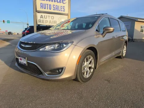 Gray 2018 Chrysler Pacifica Touring L Plus Minivan 4D for sale in Wadena, MN
