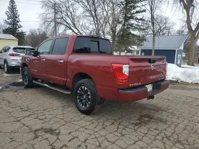More photos of 2017 Nissan Titan Crew Cab SL Pickup 4D 5 1/2 ft at Lunde Auto Sales, MN