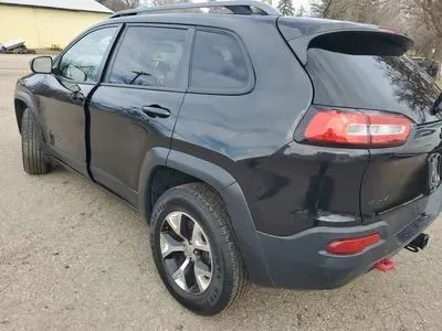More photos of 2014 Jeep Cherokee TrailHawk Sport Utility 4D at Lunde Auto Sales, MN