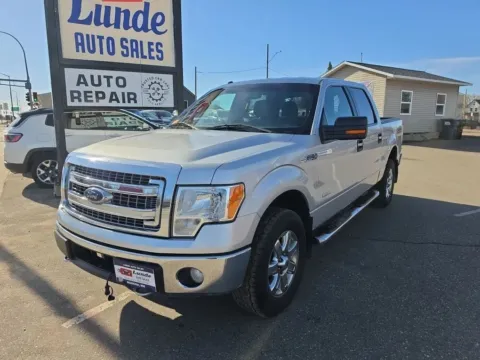 Silver 2014 Ford F-150 SuperCrew Cab XLT Pickup 4D 5 1/2 ft for sale in Wadena, MN