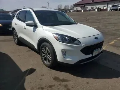 Photos of 2020 Ford Escape SEL Sport Utility 4D for sale in Wadena, MN at Lunde Auto Sales