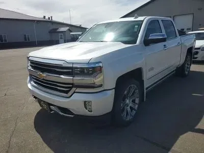 White 2018 Chevrolet Silverado 1500 Crew Cab High Country Pickup 4D 5 3/4 ft for sale in Wadena, MN