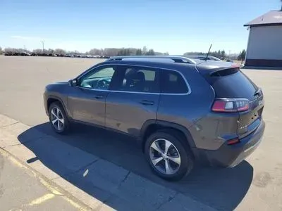 More photos of 2021 Jeep Cherokee Limited Sport Utility 4D at Lunde Auto Sales, MN