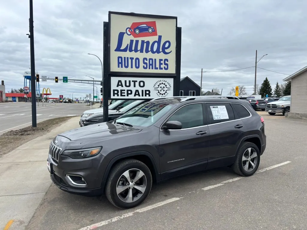 2021 Jeep Cherokee Limited 4X4's photo