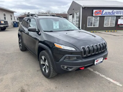Another view of 2015 Jeep Cherokee TrailHawk Sport Utility 4D for sale in Wadena, MN at Lunde Auto Sales