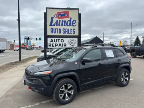 Black 2015 Jeep Cherokee TrailHawk Sport Utility 4D for sale in Wadena, MN