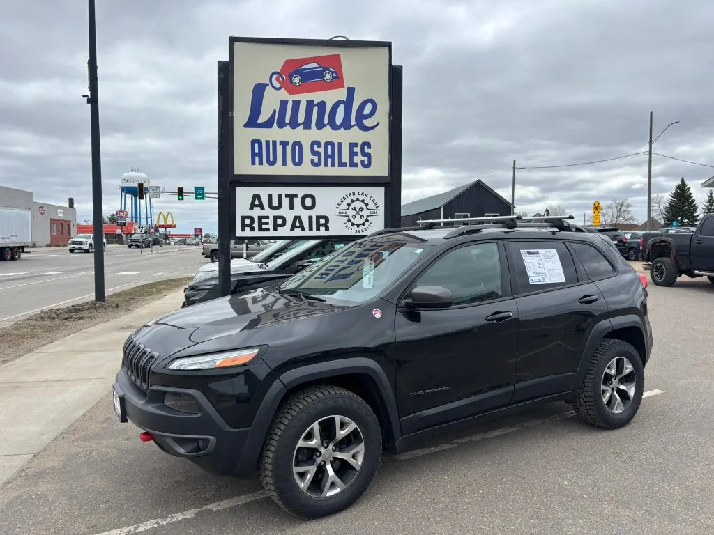 2015 Jeep Cherokee TrailHawk Sport Utility 4D for sale in Wadena, MN