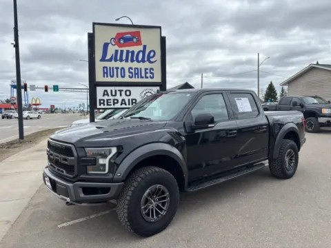 Black 2019 Ford F-150 SuperCrew Cab Raptor Pickup 4D 5 1/2 ft for sale in Wadena, MN