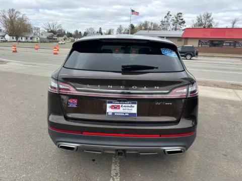 More photos of 2019 Lincoln Nautilus Black Label Sport Utility 4D at Lunde Auto Sales, MN
