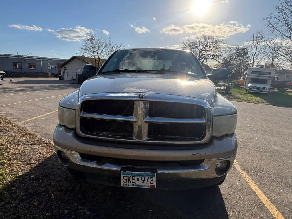 Gold 2004 Dodge Ram 2500 Quad Cab SLT Pickup 4D 6 1/4 ft for sale in Wadena, MN