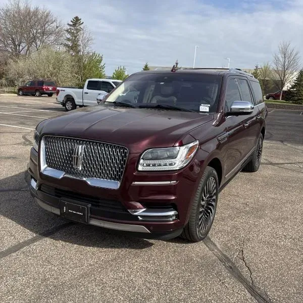 Red 2018 Lincoln Navigator L Black Label Sport Utility 4D for sale in Wadena, MN