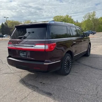More photos of 2018 Lincoln Navigator L Black Label Sport Utility 4D at Lunde Auto Sales, MN