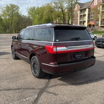 More photos of 2018 Lincoln Navigator L Black Label Sport Utility 4D at Lunde Auto Sales, MN