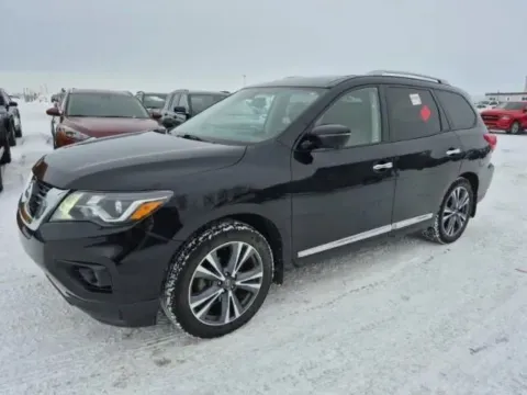 Black 2019 Nissan Pathfinder SL Sport Utility 4D for sale in Wadena, MN