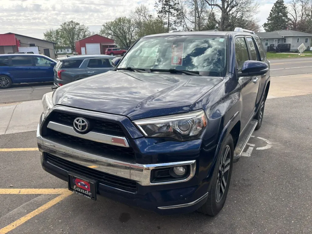 2016 Toyota 4Runner Limited 4x4 V6's photo