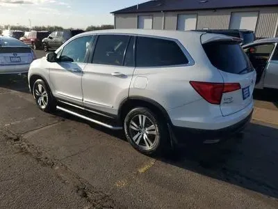 More photos of 2016 Honda Pilot EX-L Sport Utility 4D at Lunde Auto Sales, MN