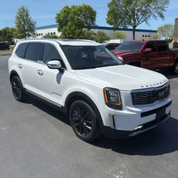 Photos of 2020 Kia Telluride SX Sport Utility 4D for sale in Wadena, MN at Lunde Auto Sales