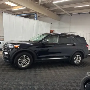 More photos of 2022 Ford Explorer XLT Sport Utility 4D at Lunde Auto Sales, MN