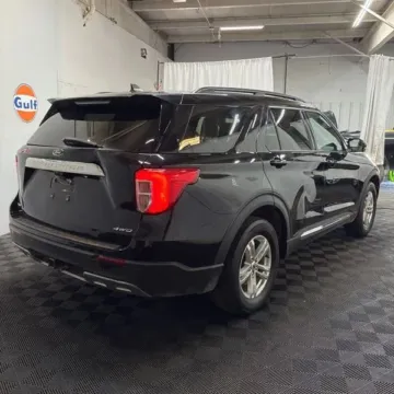 More photos of 2022 Ford Explorer XLT Sport Utility 4D at Lunde Auto Sales, MN