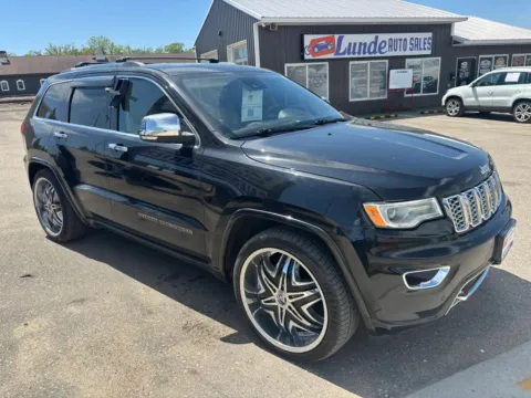 More photos of 2018 Jeep Grand Cherokee Overland Sport Utility 4D at Lunde Auto Sales, MN