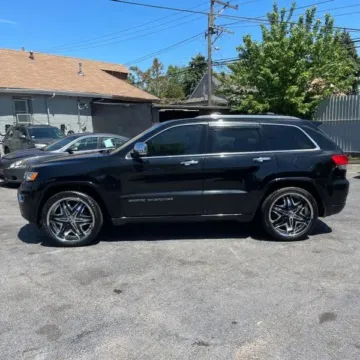 Another view of 2018 Jeep Grand Cherokee Overland Sport Utility 4D for sale in Wadena, MN at Lunde Auto Sales