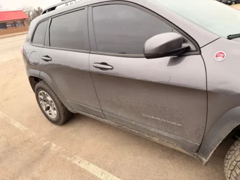 More photos of 2020 Jeep Cherokee TrailHawk Sport Utility 4D at Lunde Auto Sales, MN