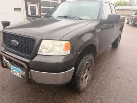 Gray 2005 Ford F-150 Super Cab XL Pickup 4D 8 ft for sale in Wadena, MN