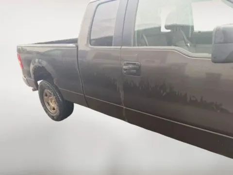 More photos of 2005 Ford F-150 Super Cab XL Pickup 4D 8 ft at Lunde Auto Sales, MN
