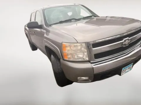 Another view of 2007 Chevrolet Silverado 1500 Crew Cab LT Pickup 4D 5 3/4 ft for sale in Wadena, MN at Lunde Auto Sales