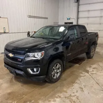 Black 2018 Chevrolet Colorado Crew Cab Z71 Pickup 4D 5 ft for sale in Wadena, MN