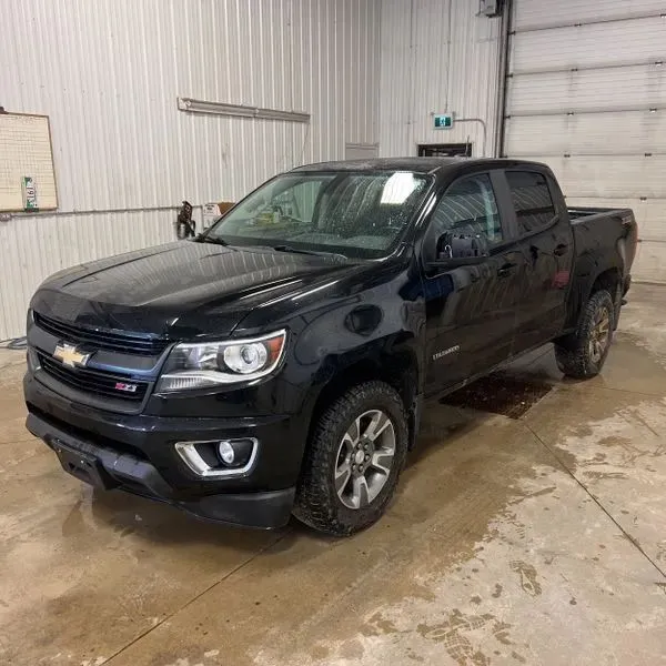 Black 2018 Chevrolet Colorado Crew Cab Z71 Pickup 4D 5 ft for sale in Wadena, MN