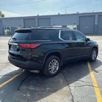 More photos of 2023 Chevrolet Traverse LT Sport Utility 4D at Lunde Auto Sales, MN