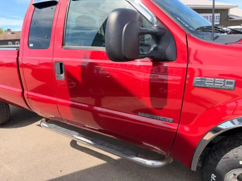 More photos of 2002 Ford F250 Super Duty Super Cab Long Bed at Lunde Auto Sales, MN