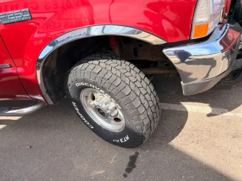 More photos of 2002 Ford F250 Super Duty Super Cab Long Bed at Lunde Auto Sales, MN