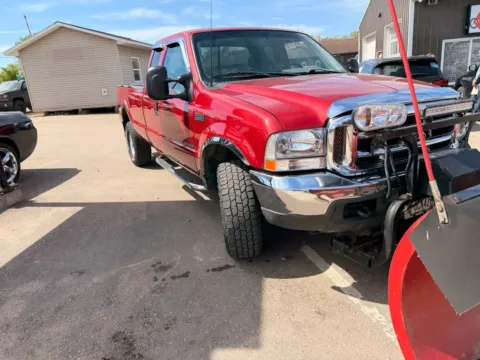 Another view of 2002 Ford F250 Super Duty Super Cab Long Bed for sale in Wadena, MN at Lunde Auto Sales