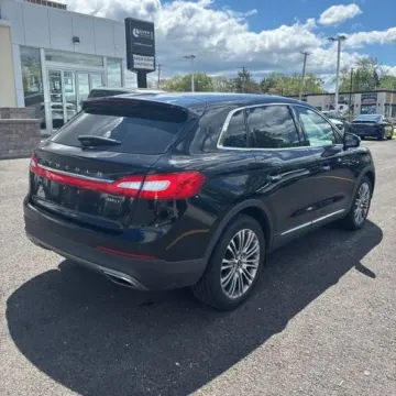 More photos of 2016 Lincoln MKX Reserve Sport Utility 4D at Lunde Auto Sales, MN