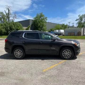 More photos of 2018 GMC Acadia SLE-2 Sport Utility 4D at Lunde Auto Sales, MN