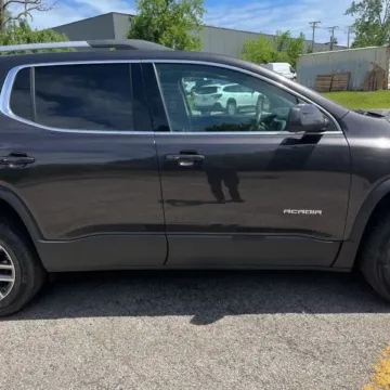 More photos of 2018 GMC Acadia SLE-2 Sport Utility 4D at Lunde Auto Sales, MN
