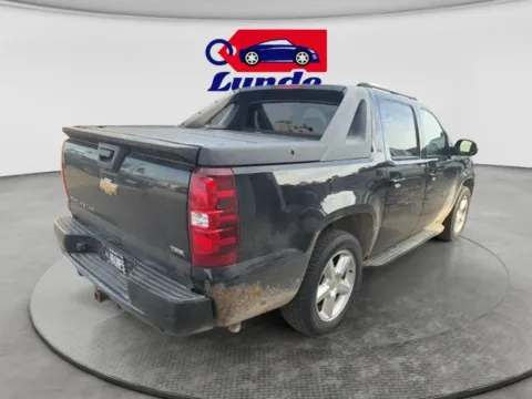 More photos of 2007 Chevrolet Avalanche LTZ Sport Utility Pickup 4D 5 1/4 ft at Lunde Auto Sales, MN