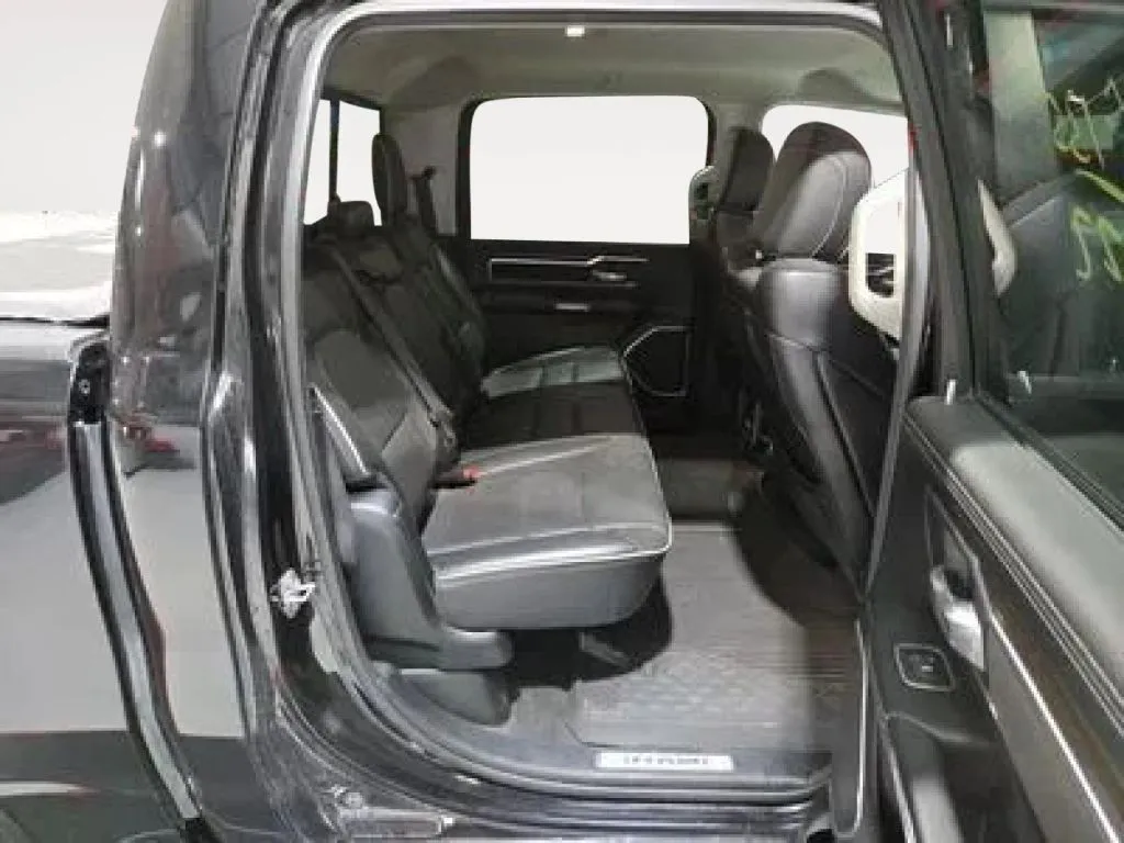 2022 RAM Ram 1500 Pickup Laramie - Photo 15