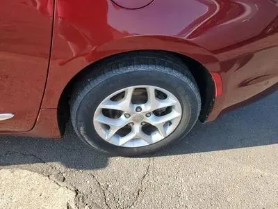 More photos of 2017 Chrysler Pacifica Touring-L Plus Minivan 4D at Lunde Auto Sales, MN