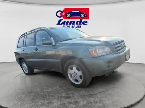 Another view of 2005 Toyota Highlander Sport Utility 4D for sale in Wadena, MN at Lunde Auto Sales