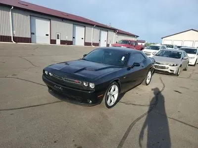 2017 Dodge Challenger R/T's photo