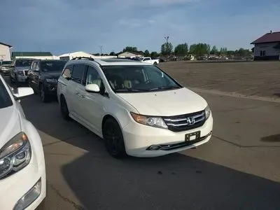 Photos of 2014 Honda Odyssey Touring Elite Minivan 4D for sale in Wadena, MN at Lunde Auto Sales