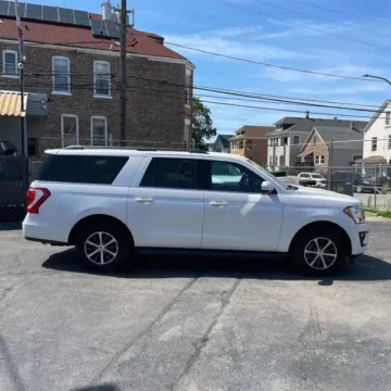Another view of 2018 Ford Expedition MAX XLT Sport Utility 4D for sale in Wadena, MN at Lunde Auto Sales