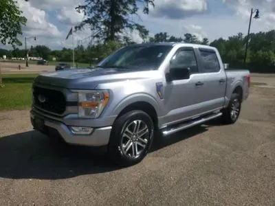 2022 Ford F-150 XL 4x4 SuperCrew 5-1/2 Box's photo