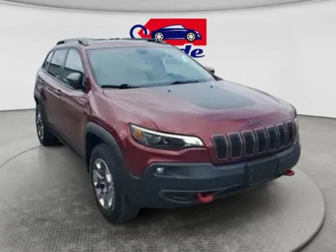 Another view of 2019 Jeep Cherokee TrailHawk Elite Sport Utility 4D for sale in Wadena, MN at Lunde Auto Sales
